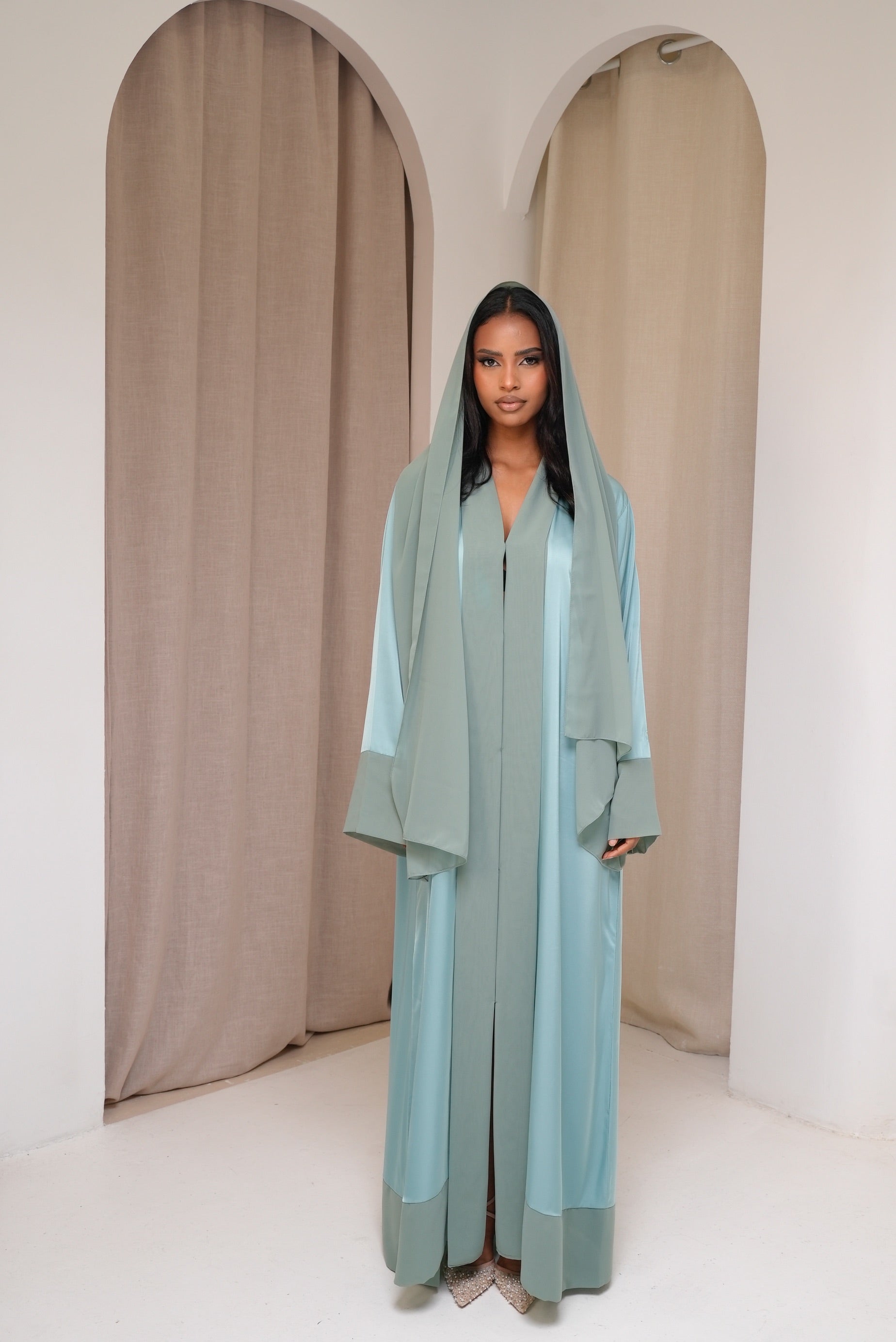 ABAYA AL AMEL